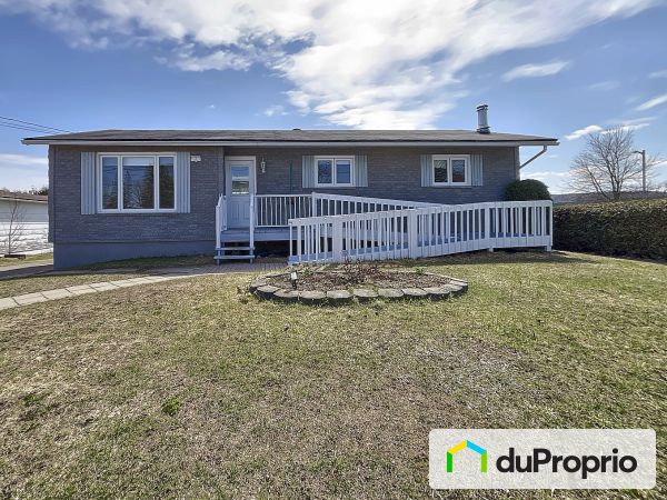 7 rue Bourgeois, St-André-Avellin for sale