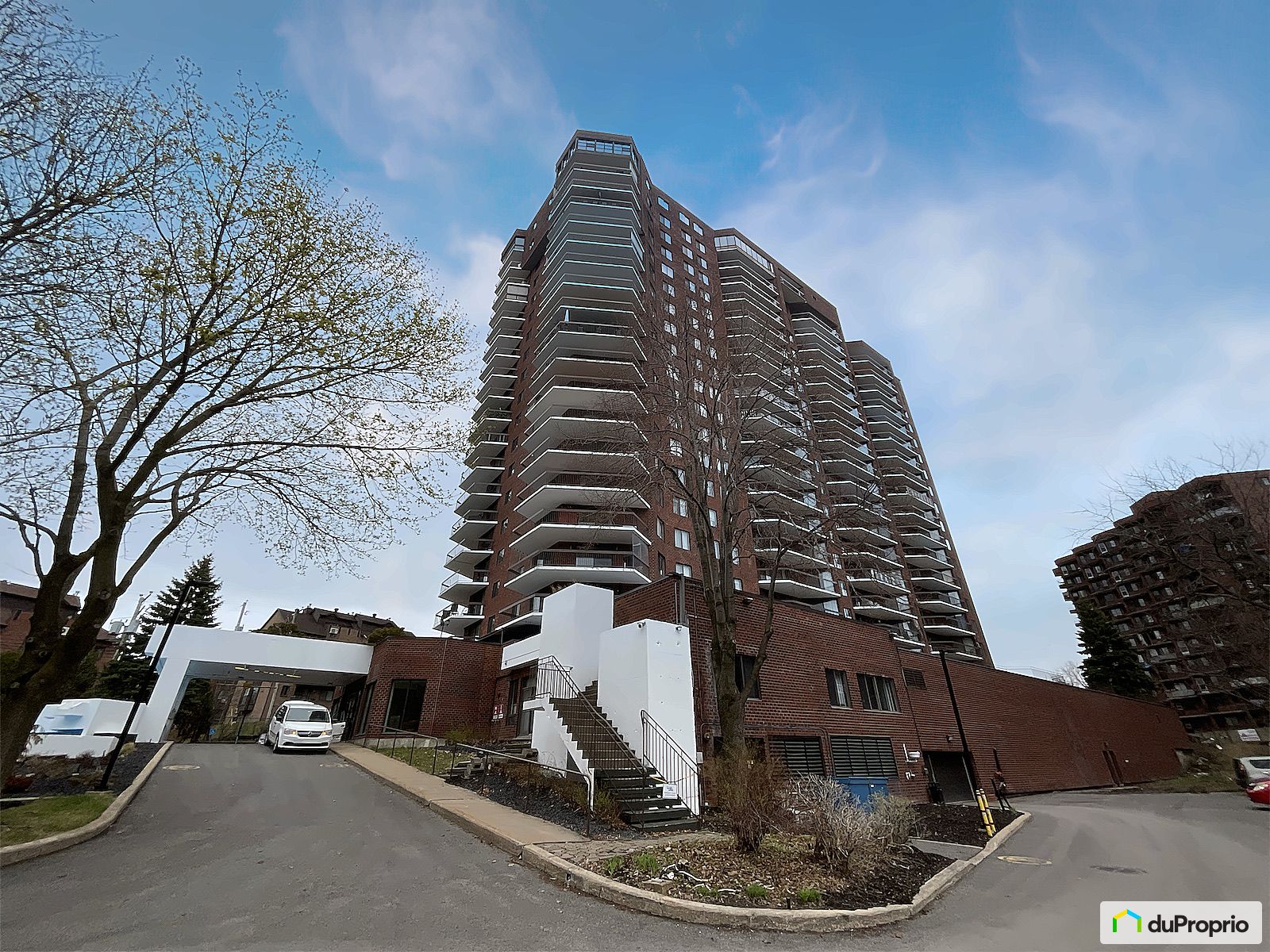 1902 6900 Boulevard Gouin E — photo 1