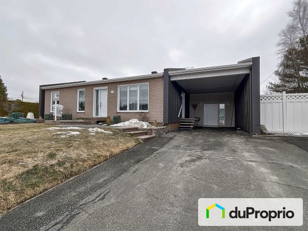 3310 rue Bégin, Black Lake for sale