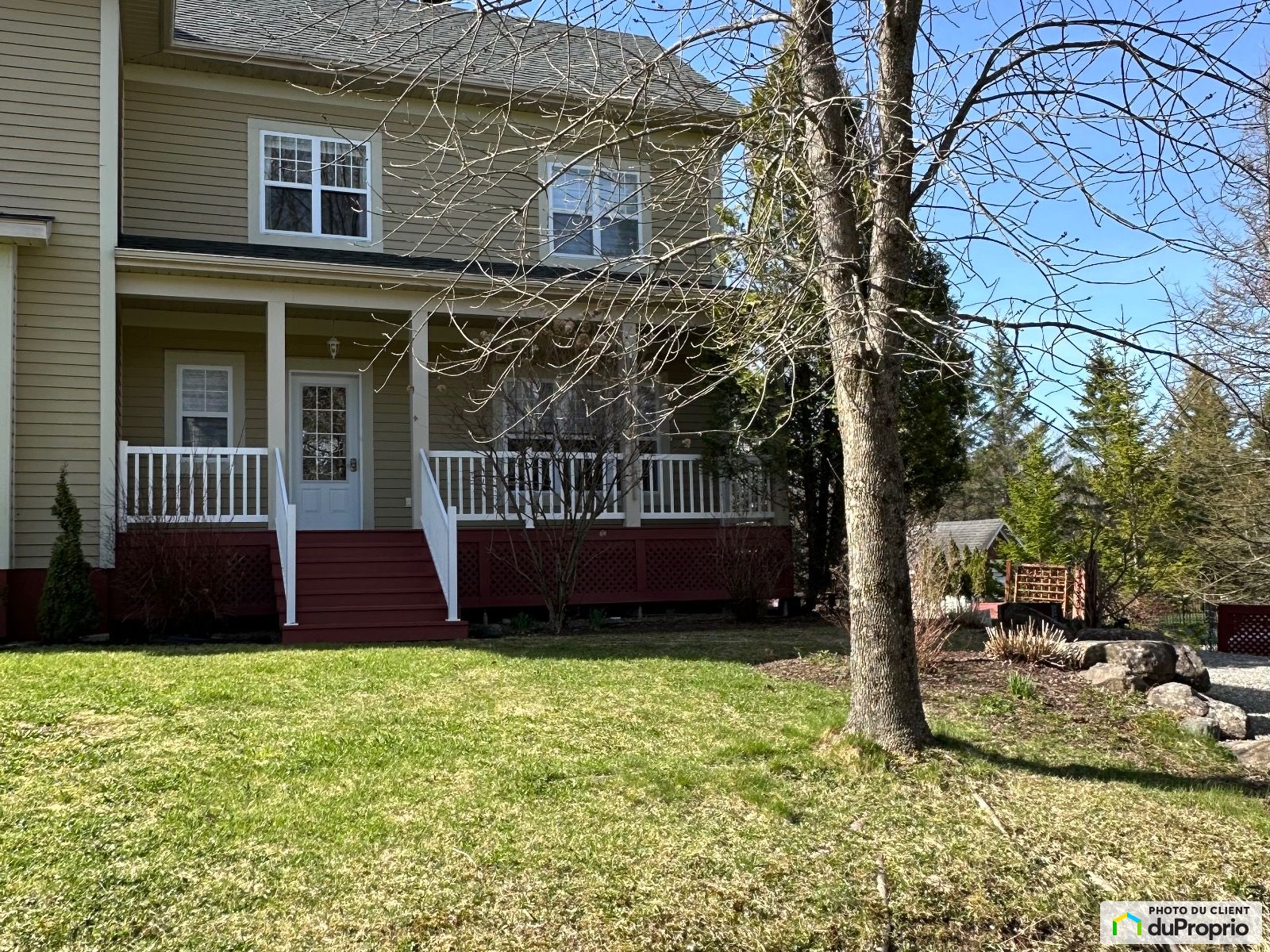 21 Terrasse Des Boises — photo 1