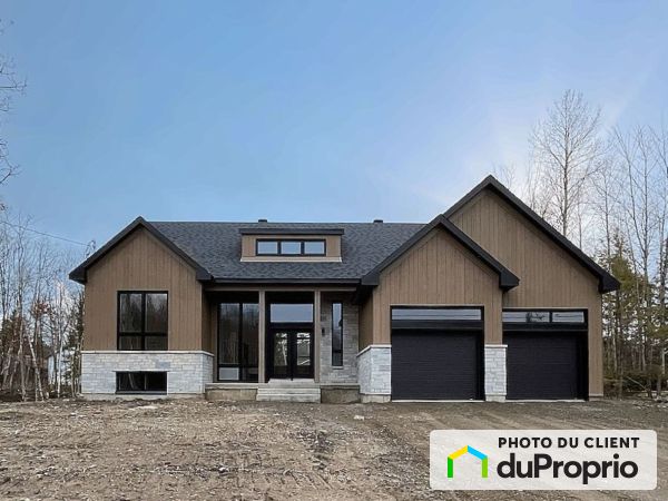 359, rue John-Ryan, St-Colomban à vendre