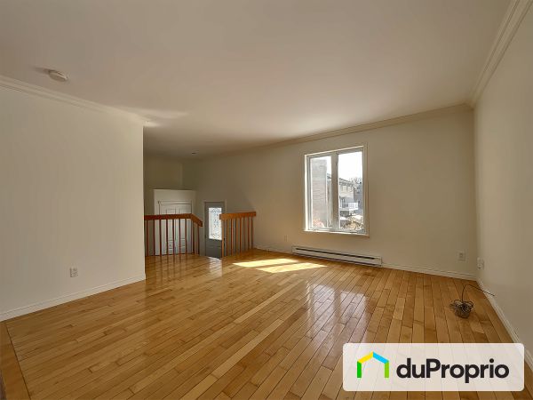 Living Room - 6341 rue du Courtil, Lebourgneuf for sale