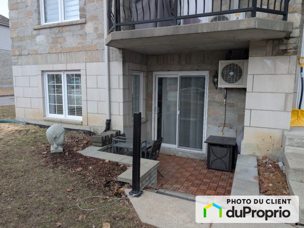 1-50, rue Marie-Victorin, St-Eustache à vendre