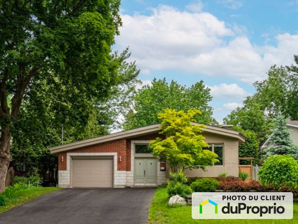1946, rue des Cèdres, St-Bruno-De-Montarville à vendre