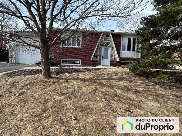 820 rue Christophe-Colomb, Boucherville for sale