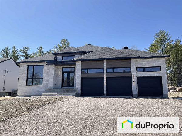 1259, rue des Îles, St-Jérôme (Bellefeuille) à vendre