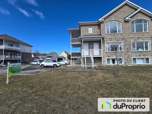 2-352 boulevard du Plateau, Gatineau (Aylmer) for sale