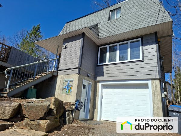 18, 58ème avenue, St-Hippolyte à vendre