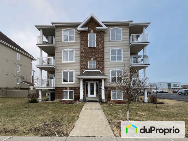 201-2080, rue des Roseaux, Marieville à vendre