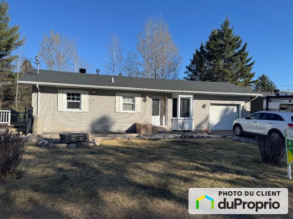 8 rue Laurentienne, Ste-Catherine-de-la-JC for sale