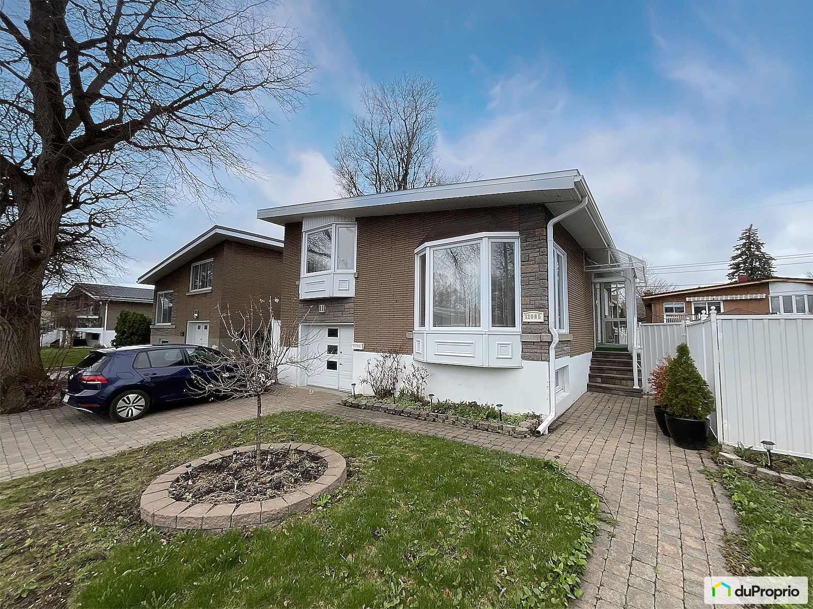 12085 Place Cleophas Soucy — photo 1