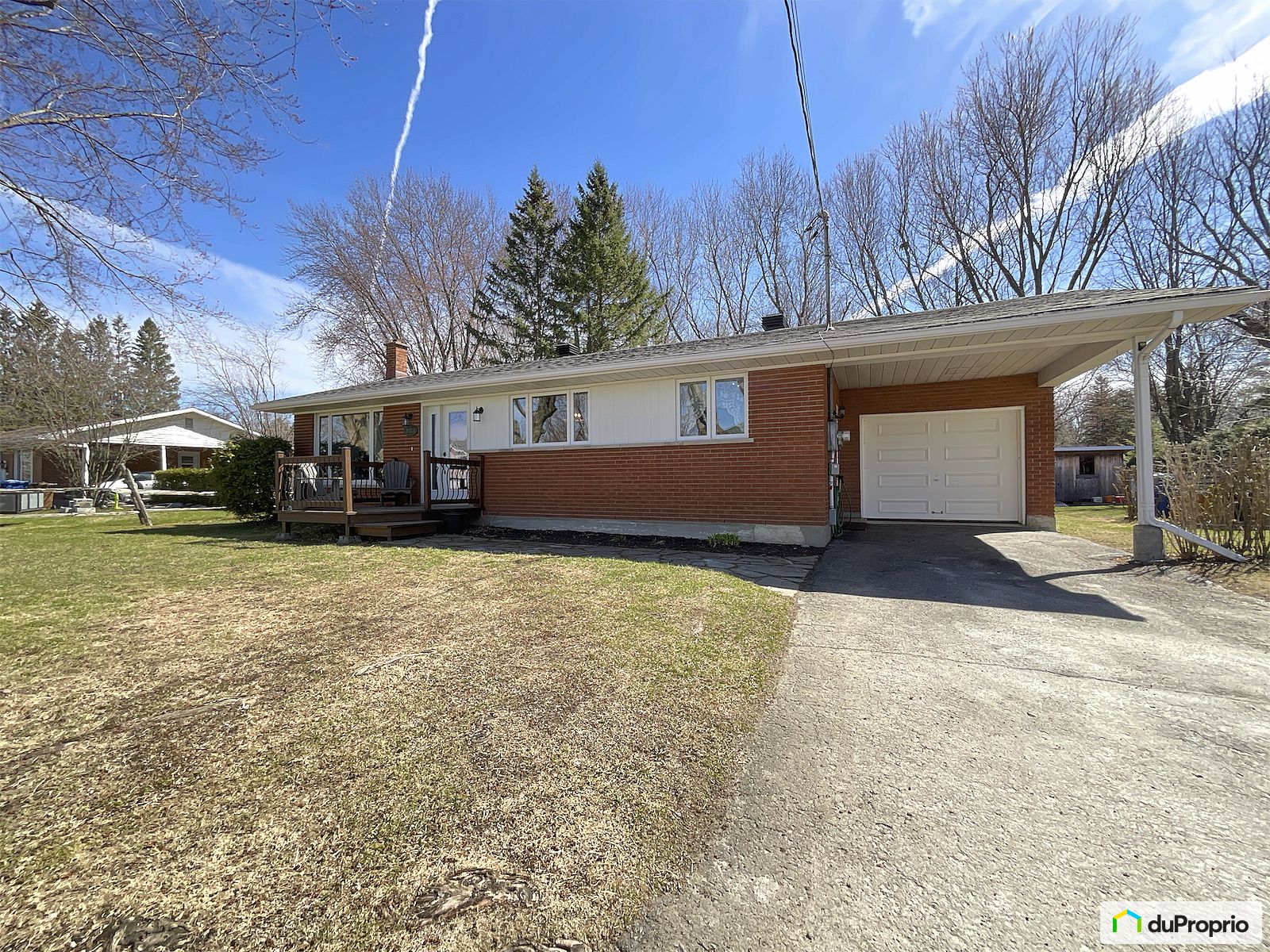 1013 Avenue Des Cascades — photo 1