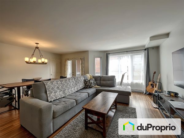2091, avenue de la Gare, Mascouche à vendre