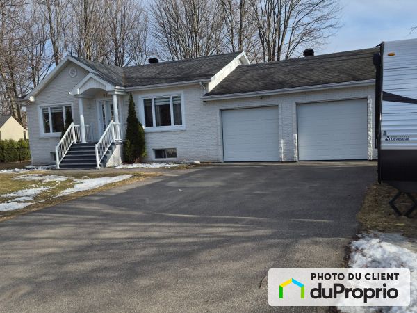 8275 Angus Macdonald, Bécancour (Bécancour) for sale