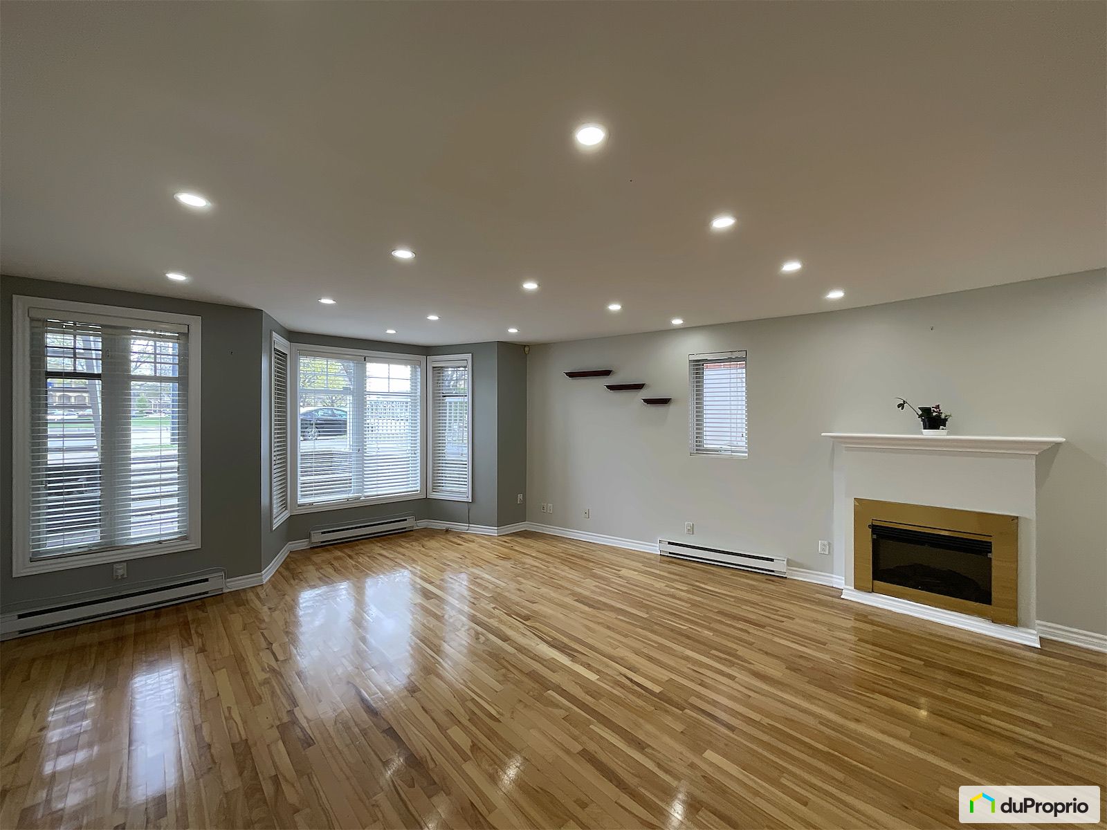 697 Rue Germaine Guevremont — photo 2