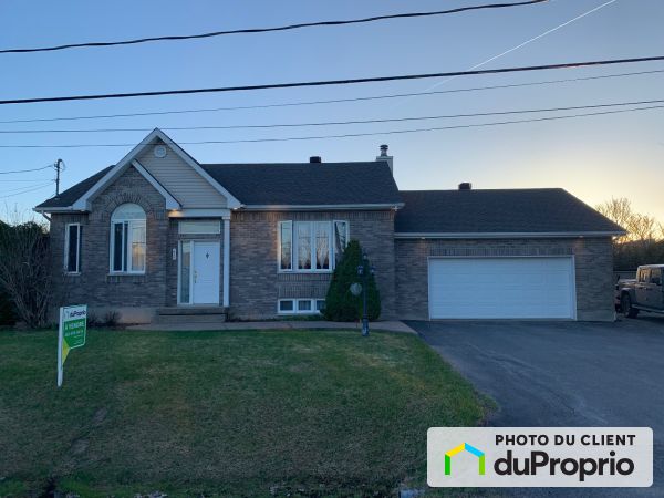 63 rue du Curé-Beauchamp, St-Thomas for sale