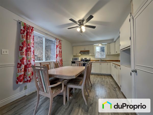 104, rue du Calvaire, Huberdeau à vendre