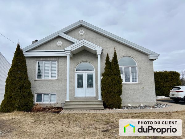 4703 rue Rina-Lasnier, Lévis for sale