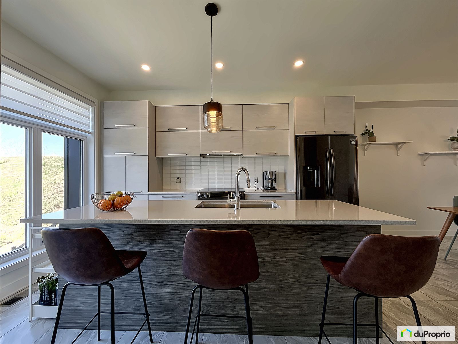262 Rue Etienne Lavoie — photo 1