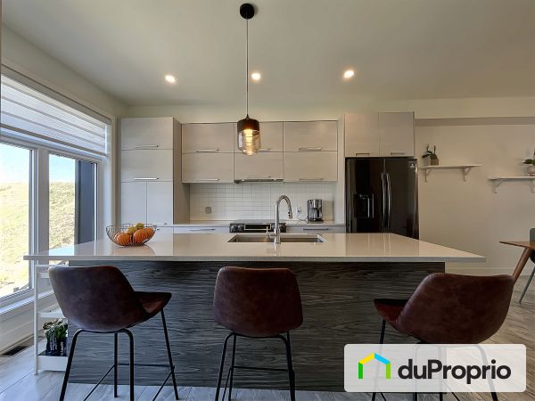 262 rue Étienne Lavoie, Ste-Dorothée for sale