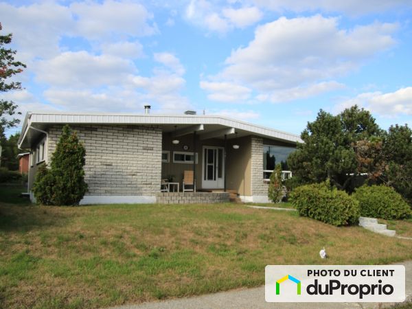 389 6e rue, Val-d'Or for sale