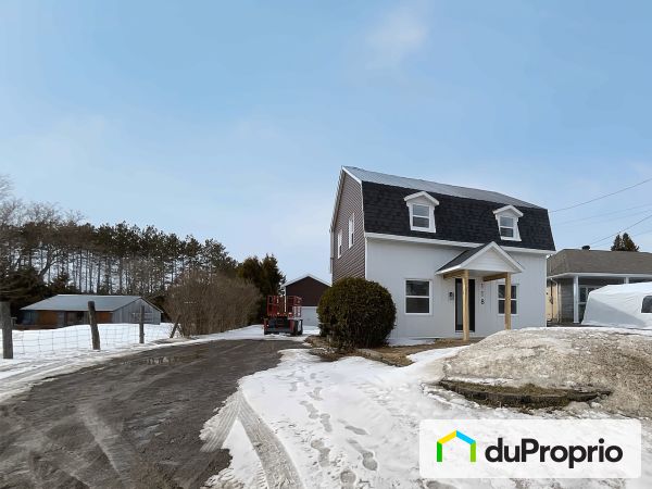 118, rue Principale, St-Alban à vendre