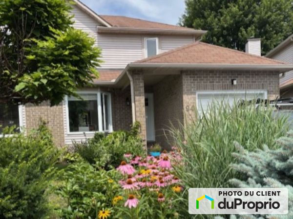 94, de l'Aviron, Gatineau (Hull) à vendre