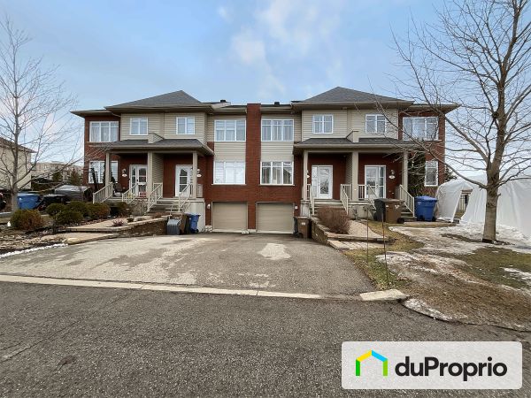 113 rue Renoir, St-Constant for sale