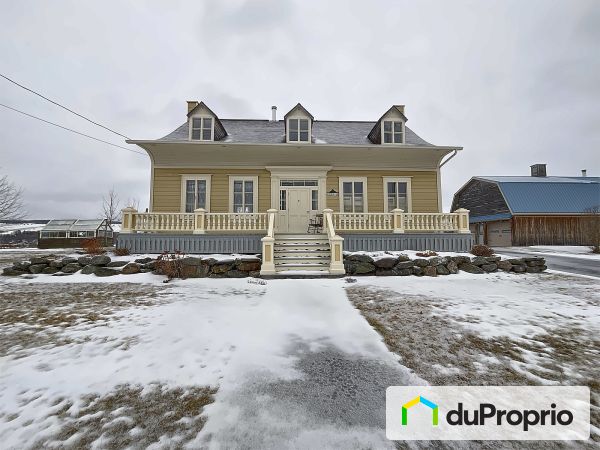 1261 rue Notre-Dame Sud, Ste-Marie for sale