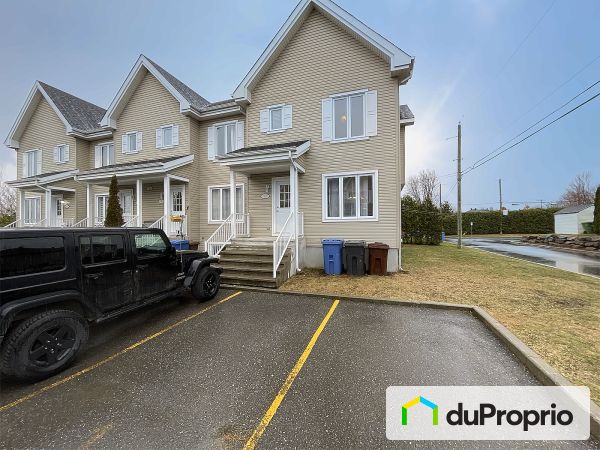 1-32, rue Lemieux, Granby à vendre