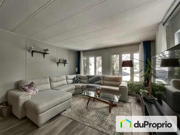 Living Room - 31 rue Baribeau, Trois-Rivières (Trois-Rivières) for sale