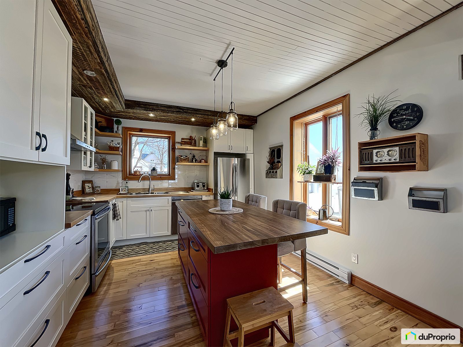 400 Rue Robichaud — photo 1