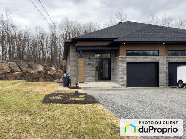 405, rue du Domaine, St-Alphonse-de-Granby à vendre