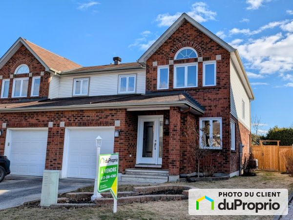 49, rue de la Galaxie, Gatineau (Hull) à vendre