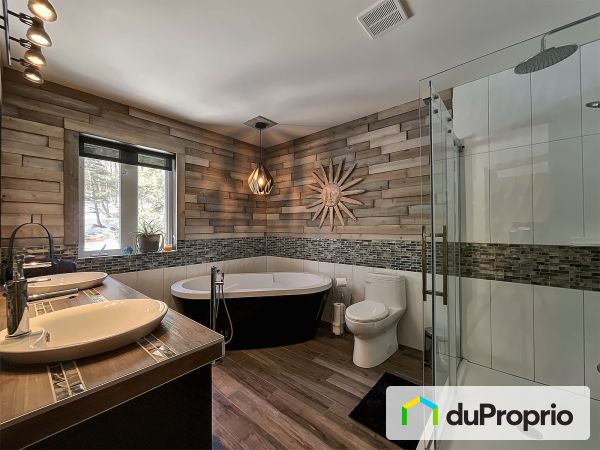 412, chemin du Lac-Mercier, Mont-Tremblant à vendre