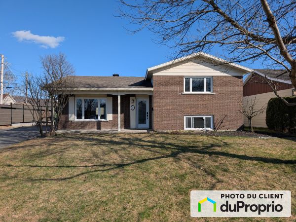 35 rue Paris, Victoriaville for sale