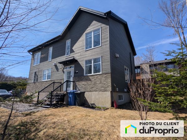 371, rue de Sherwood, Charlesbourg (ND-Des-Laurentides) à vendre