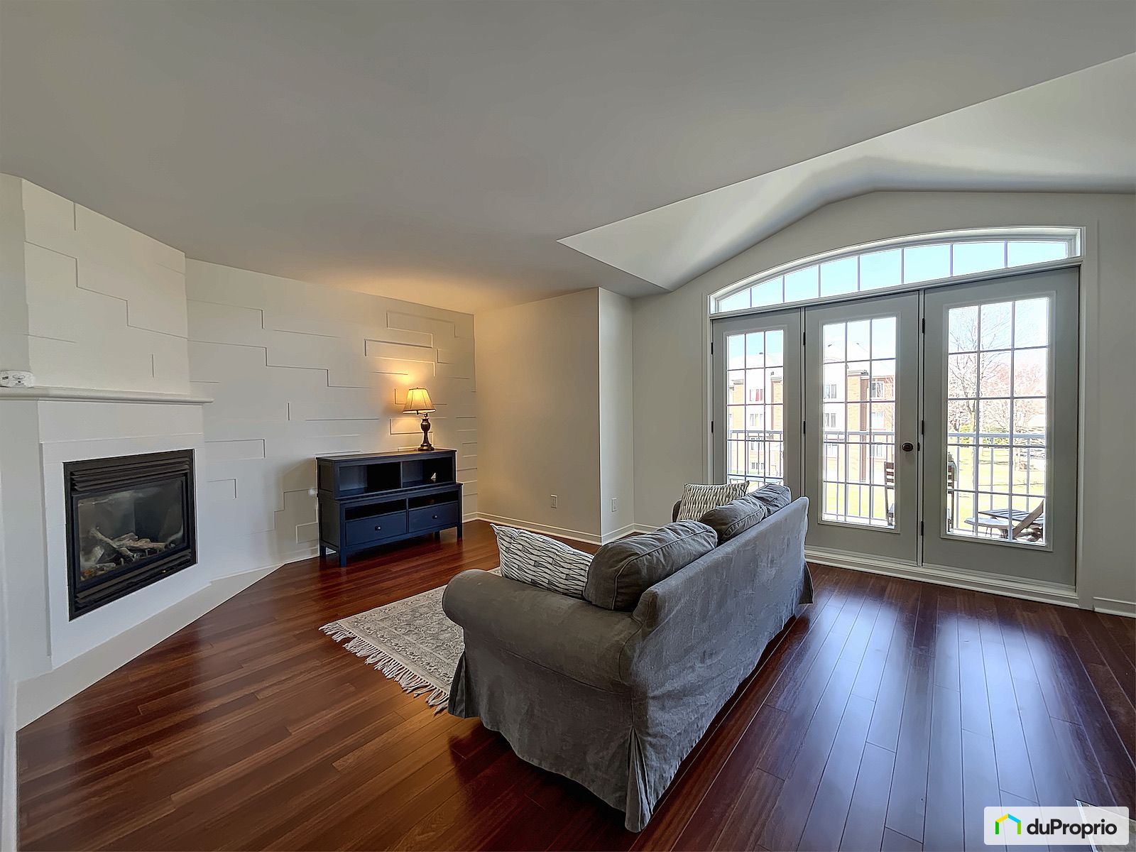 2478 Boulevard Des Seigneurs — photo 1
