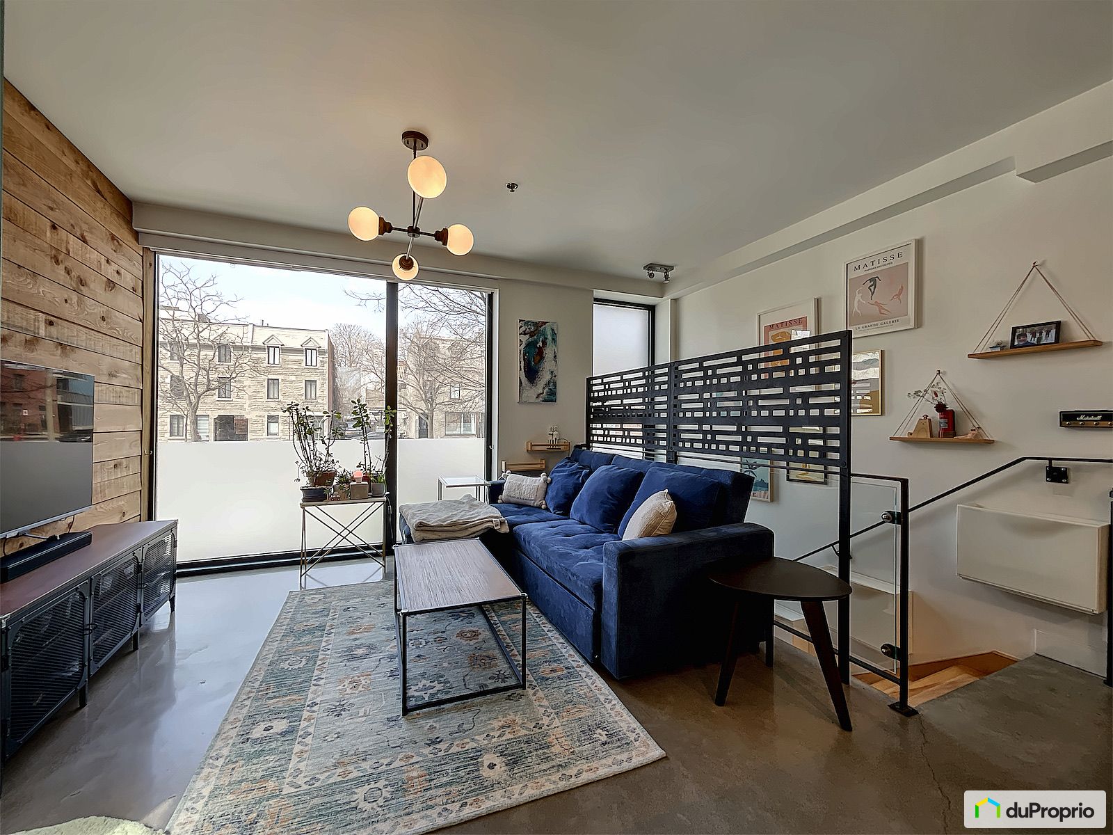 101 B 1890 Boulevard Rene Leve — photo 1