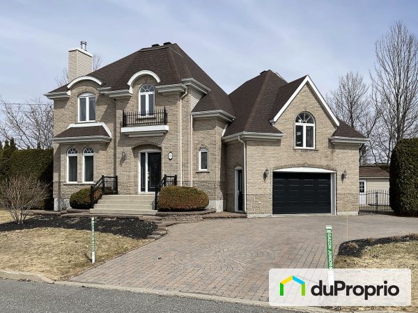 820, rue des Oeillets, Drummondville (Drummondville) à vendre