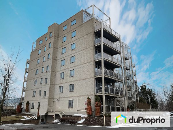 201-450 place Fabien-Drapeau, Ste-Therese for sale