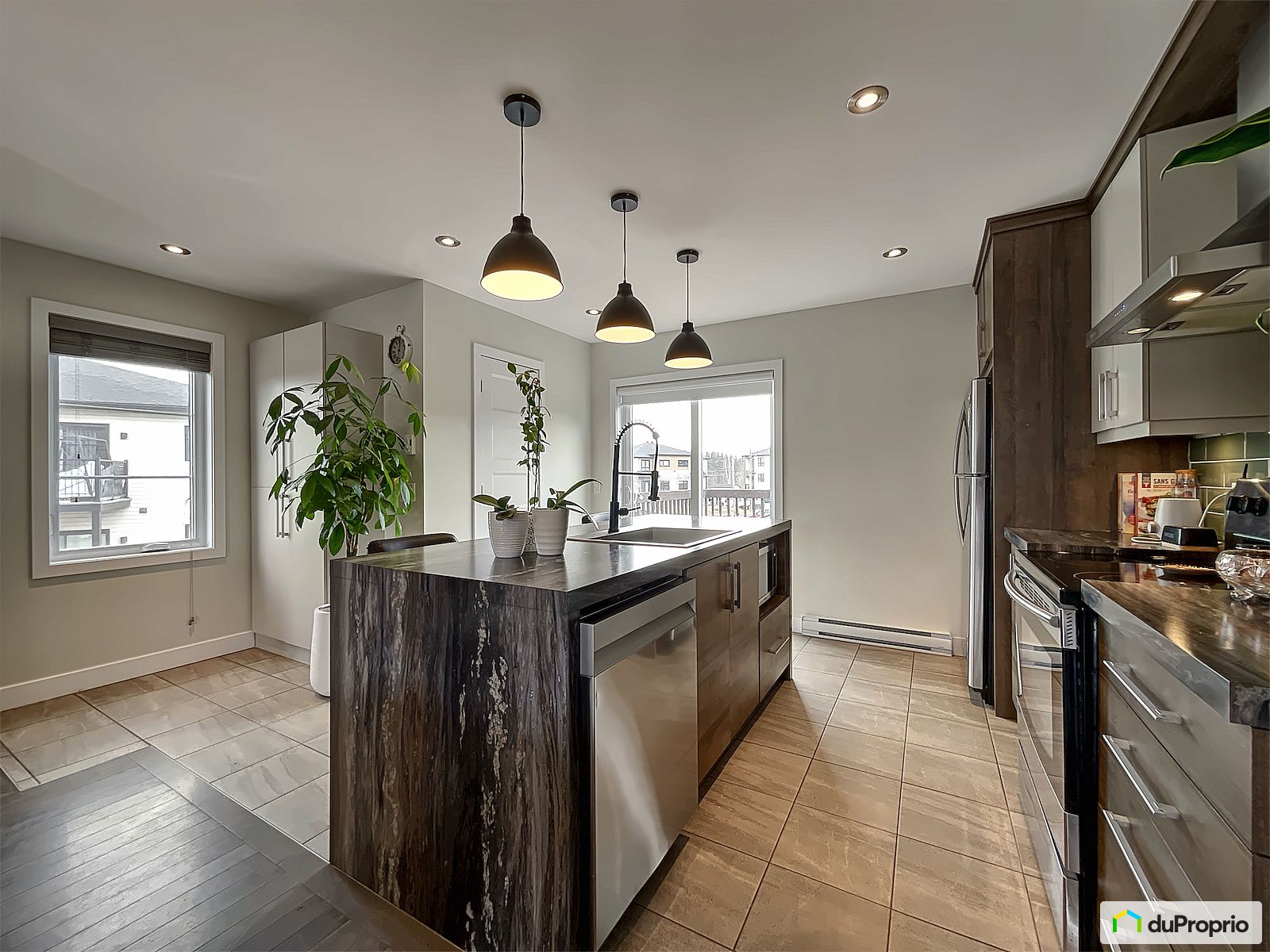 720 Rue Mack Sennett — photo 3