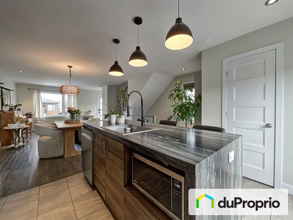 Cuisine - 720, rue Mack-Sennett, Sherbrooke (Rock Forest) à vendre