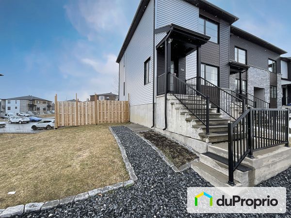 720, rue Mack-Sennett, Sherbrooke (Rock Forest) à vendre