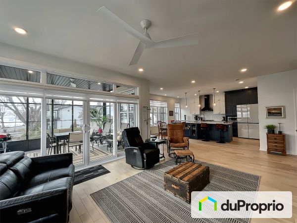 105-180 34e Rue Ouest, Venise-En-Quebec for sale