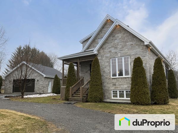 585, rue Valmore-Forget, St-Liguori à vendre