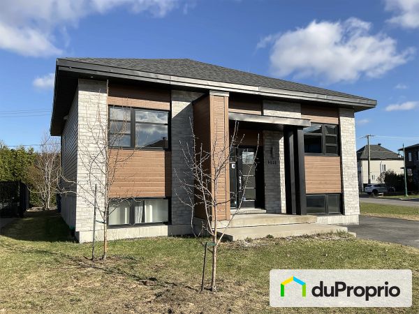 200, rue des Artisans, St-Lin-Laurentides à vendre