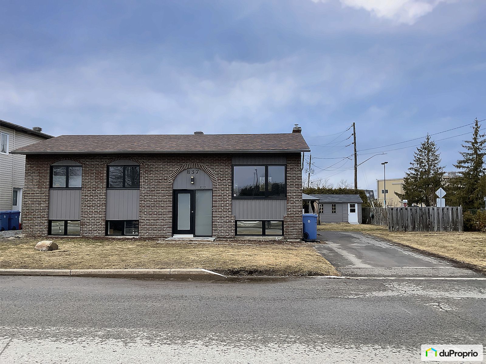 837 839 Rue Beaudoin — photo 1