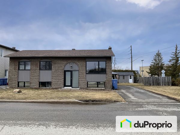 837-839, rue Beaudoin, Mascouche à vendre