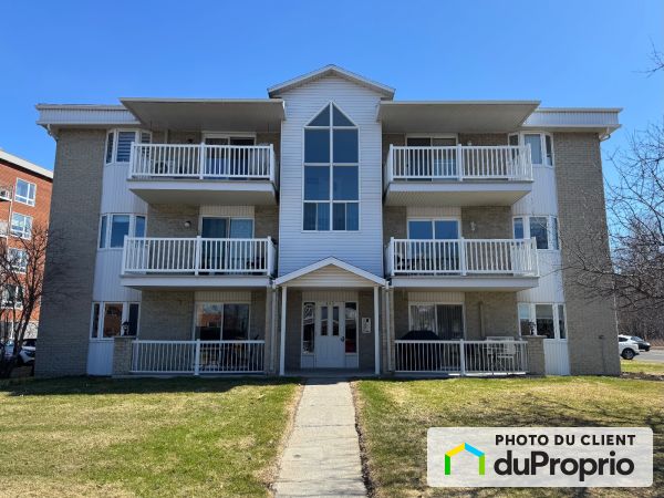 304-435 rue de Mercure, St-Romuald for sale